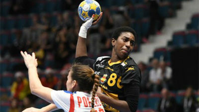 23-25. Las 'Guerreras' caen ante Serbia y se obligan a ganar a Eslovenia