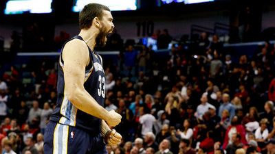 Marc, con 'triple-doble', Pau y Sergio Rodríguez se lucen