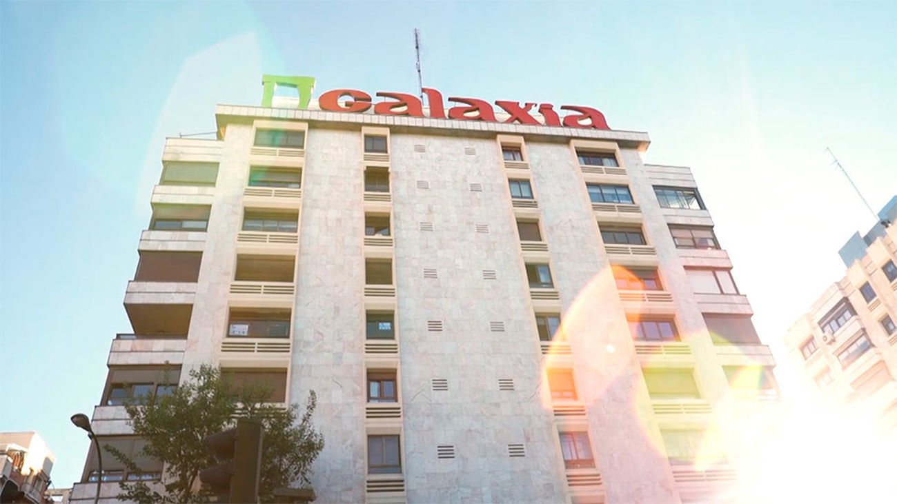 Ruido de sables en el Café Galaxia