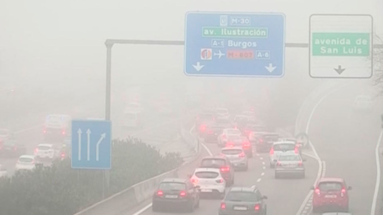 La niebla dificulta de nuevo la circulación en las carreteras de Madrid