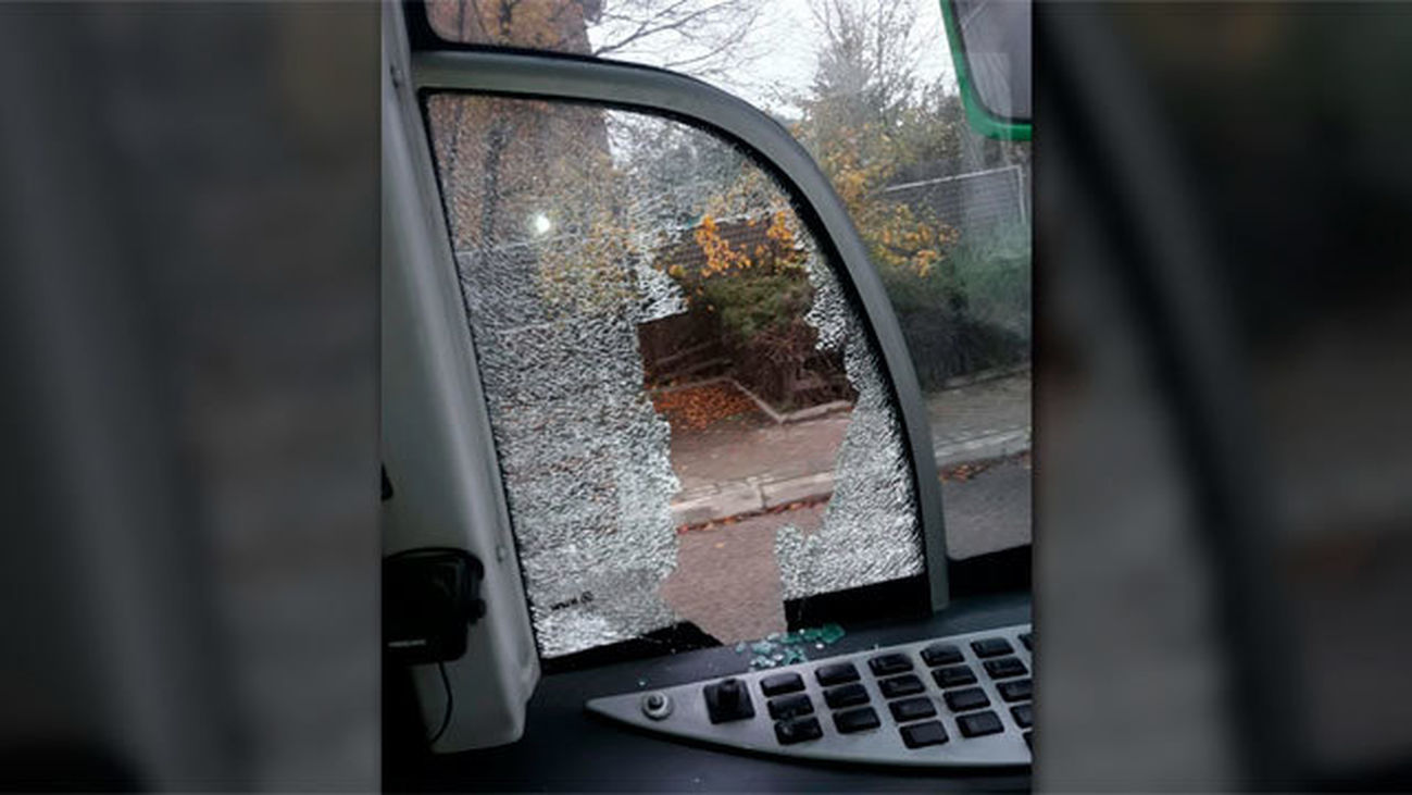 Conductores de la línea 412 denuncian el lanzamiento de piedras en San Martín de la Vega
