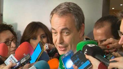 Zapatero dice que el liderazgo en PSOE es decisivo para la mayoría política