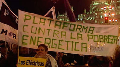Cientos de personas protestan en Madrid contra la pobreza energética