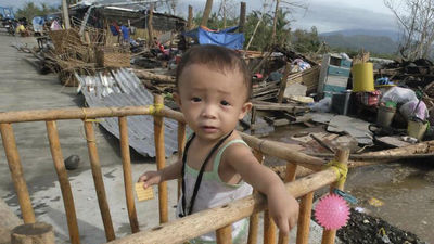 Decenas de miles de evacuados en Filipinas por la llegada del tifón Nock-Ten