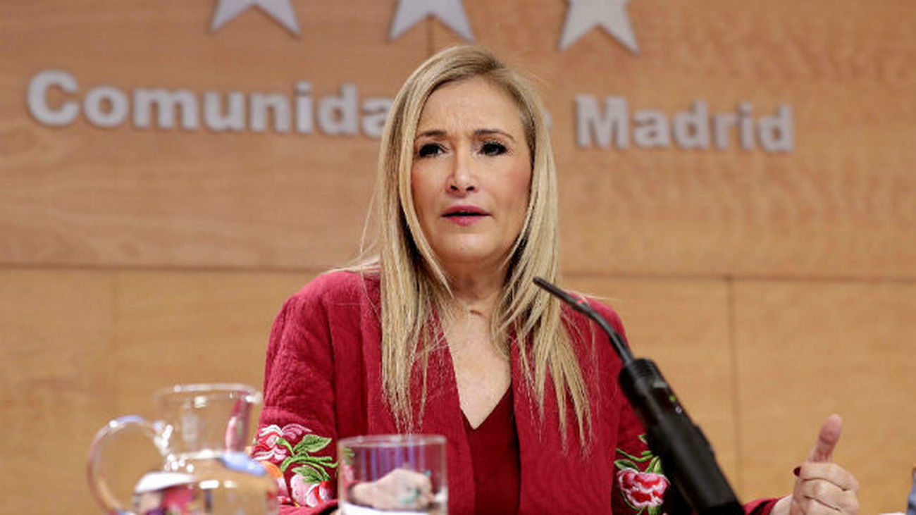 Cristina Cifuentes, tras presidir la última reunión del Consejo de Gobierno de este año