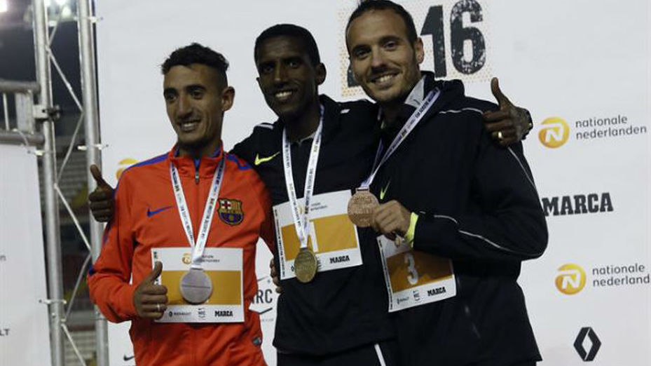 2016: Ngusu Amlosom y Brigid Kosgei se adjudican la carrera