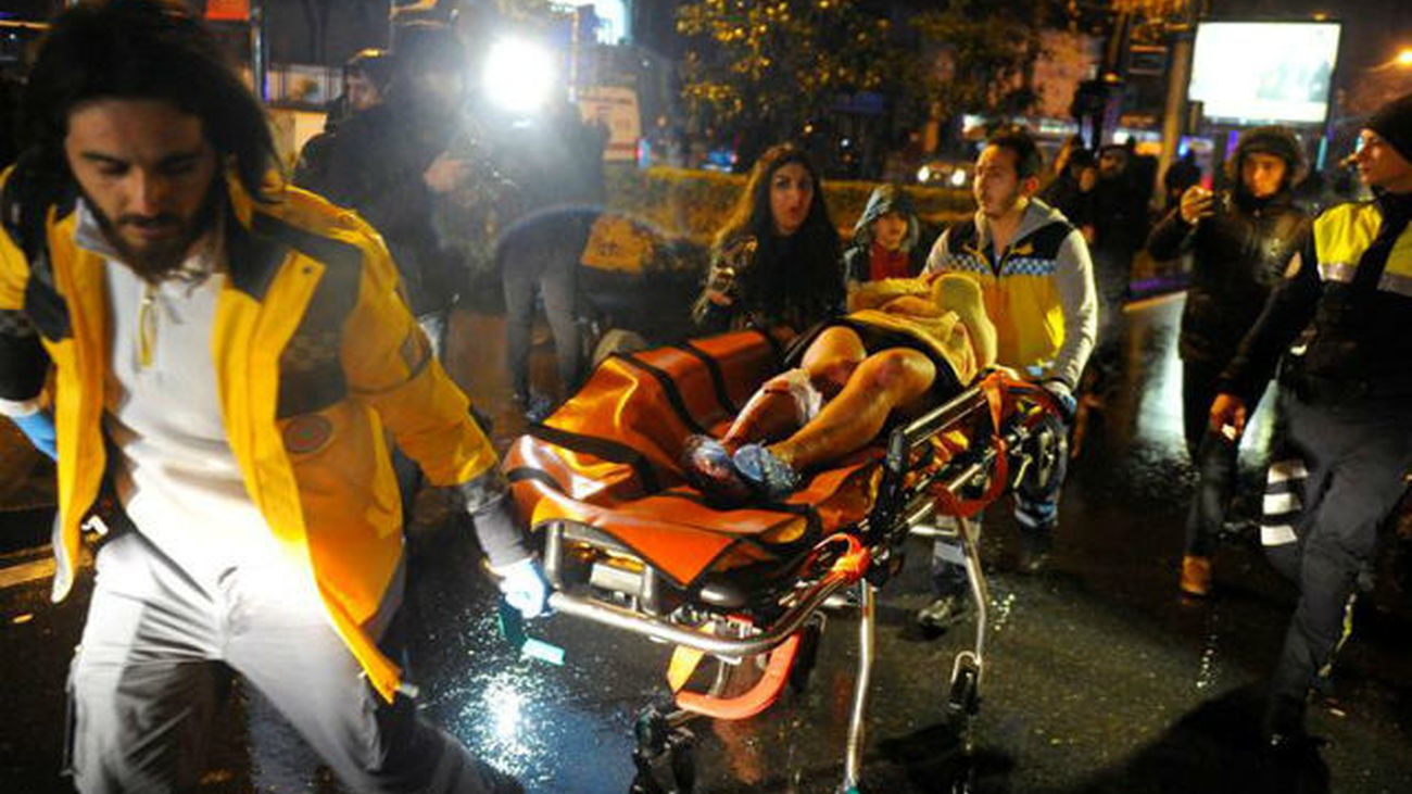 Atentado en Estambul: al menos 39 muertos y decenas de heridos