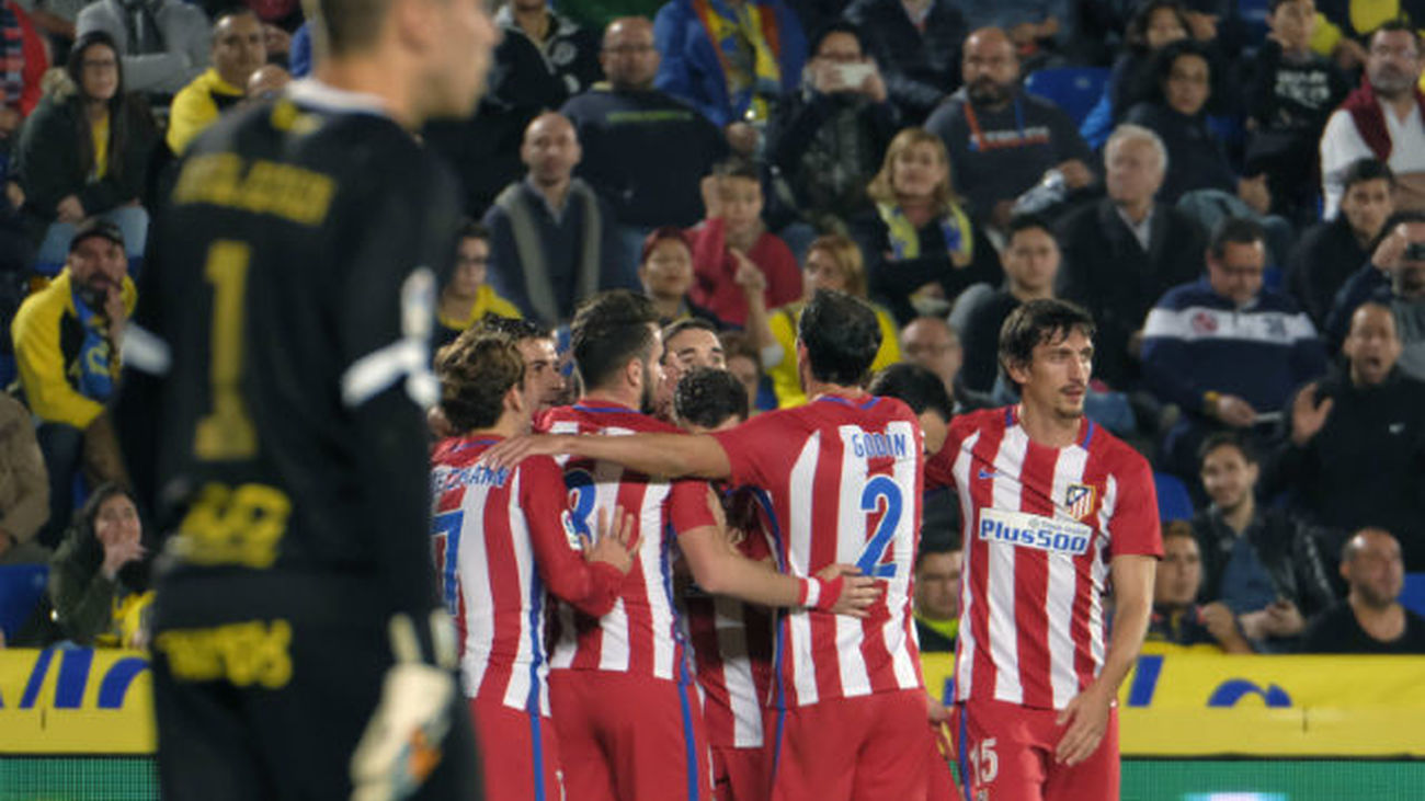 0-2. El Atlético tumba a Las Palmas y acaricia los cuartos