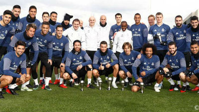 La plantilla del Real Madrid presume de 'The Best'