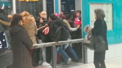 Colapso en los intercambiadores por la huelga de autobuses interurbanos