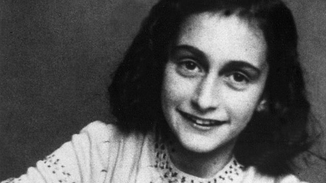 Un notario judío delató el escondite de Ana Frank en Amsterdam, según una investigación