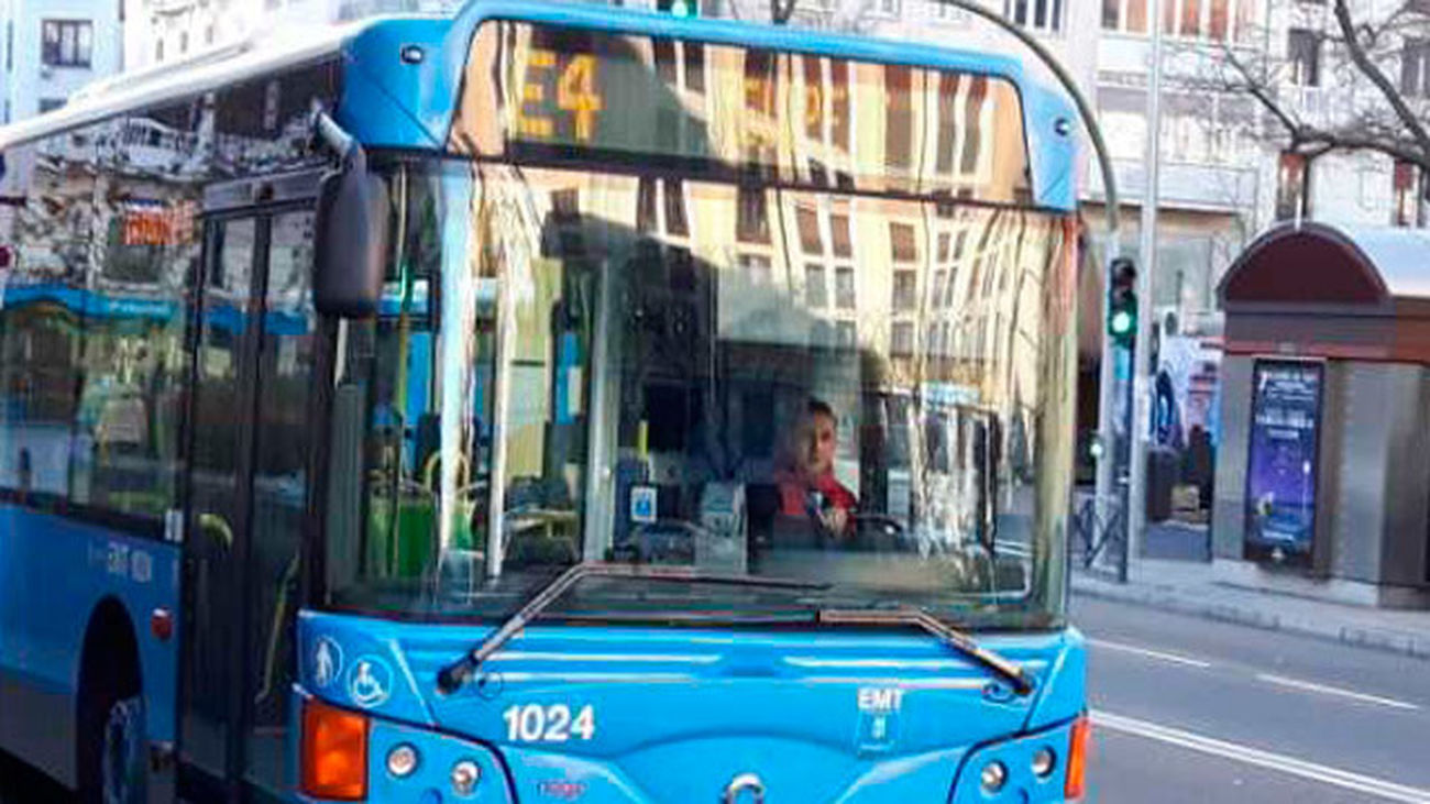 El autobús E4 tarda 19 minutos menos que el coche en llegar de Pavones a Felipe II
