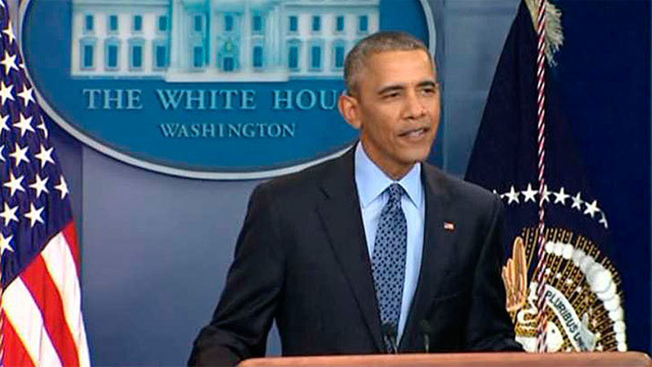 Obama aboga por una "relación constructiva" con Rusia pero con firmeza en las sanciones