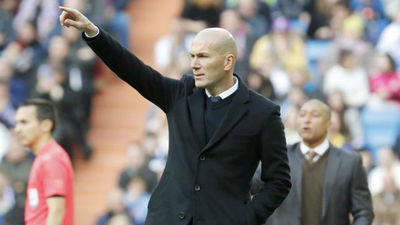 Zidane: "¿Pitos? Jugador y entrenador necesitan cariño"