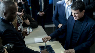 Hamon y Valls se disputan las primarias socialistas con riesgo de escisiones