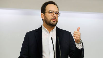 El PSOE planteará en el Congreso la renta mínima de inserción de los sindicatos