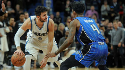 Rubio establece marca de triples; Marc Gasol y Rodríguez ayudan al triunfo