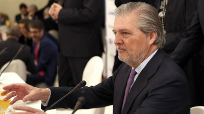 El Gobierno ofrece a la oposición acuerdos de Estado como los Pactos de la Moncloa