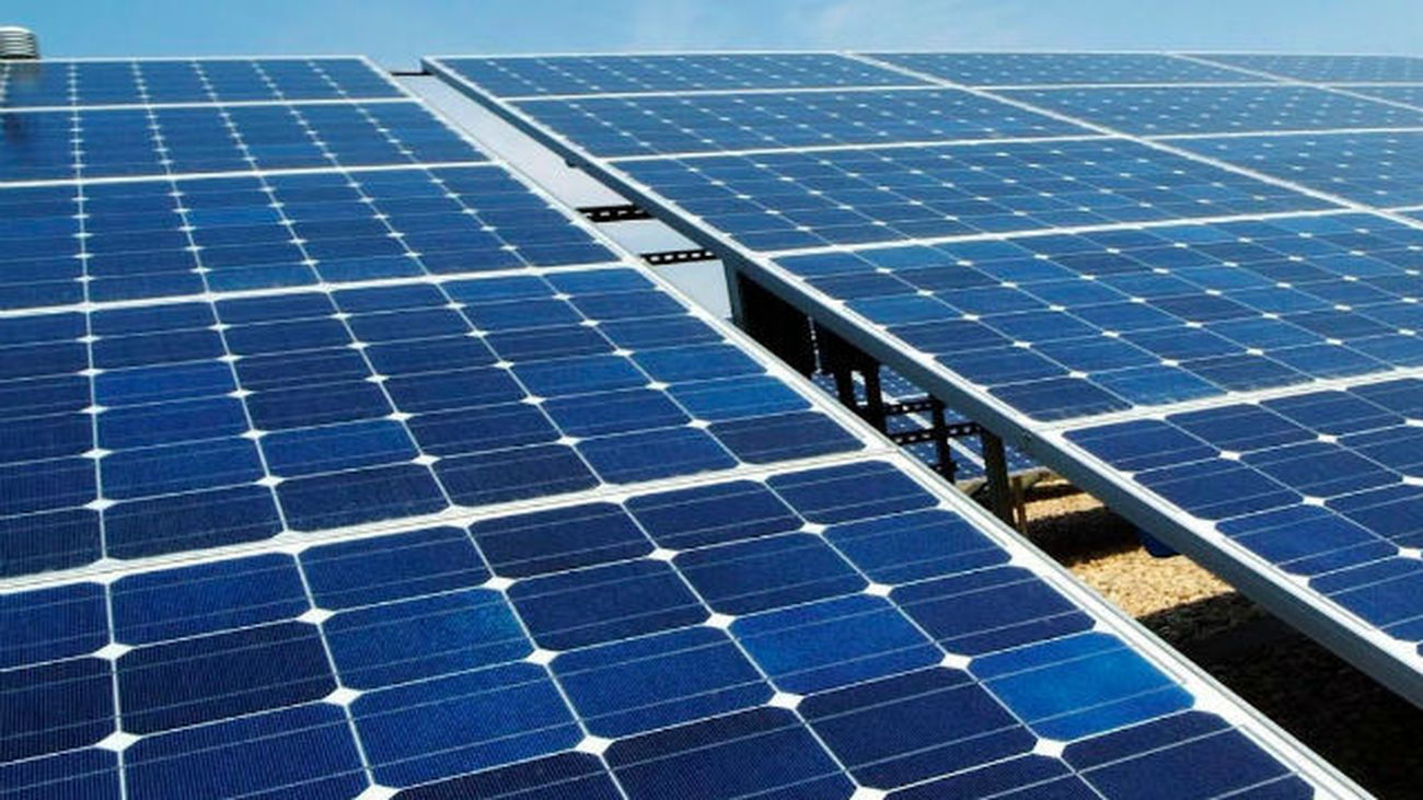 Investigadores de la Rey Juan Carlos duplican la eficiencia de las células solares fotovoltaicas