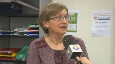 Denuncian que las guías antisuicidios no estén repartidas ya en los colegios