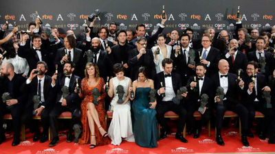 Los Goya consagran a Raúl Arévalo, a Juan Antonio Bayona y a Emma Suárez