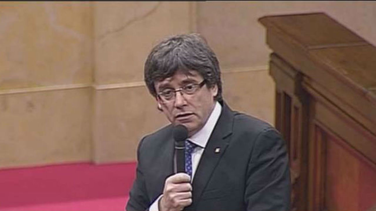 Puigdemont insta a Rajoy a ser interlocutor con Cataluña y no solo con Trump