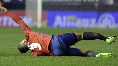 Tano, fractura de tibia y peroné de la pierna derecha