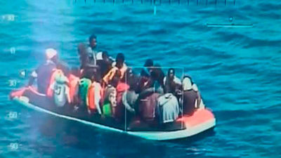 Cae una red que controlaba el tráfico ilegal de inmigrantes a través del Estrecho