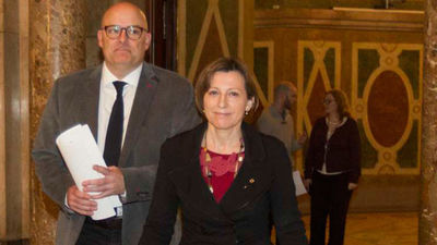 El Constitucional anula la convocatoria del referéndum y denuncia a Forcadell