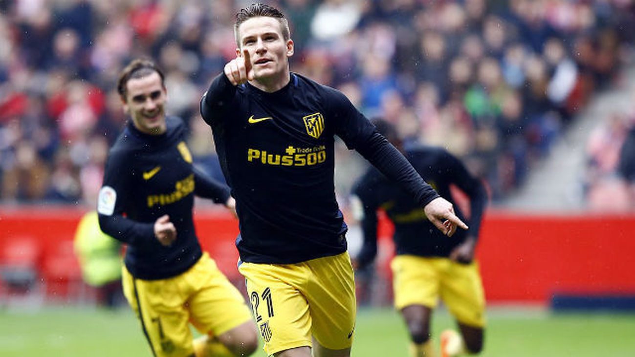 1-4. Gameiro destroza en cinco minutos a un buen Sporting