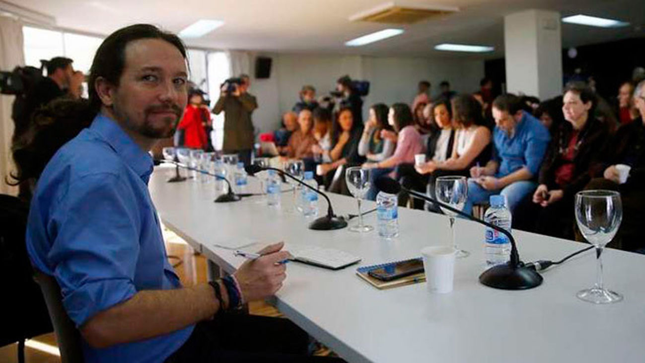 Iglesias se marca como objetivo "seducir"  a PSOE para "atraerle" al bloque del cambio