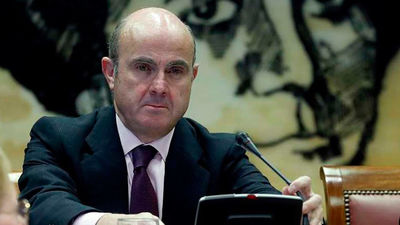 Guindos afirma que no va a retrasar  la edad de jubilación "más allá" de los 67 años