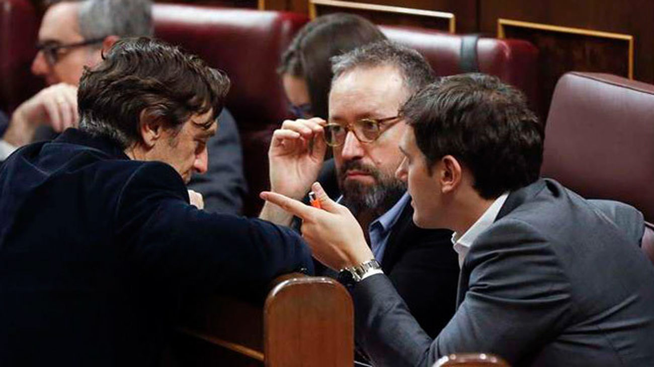 Ciudadanos insta al PP a apartar al presidente  de Murcia y a proponer otro candidato