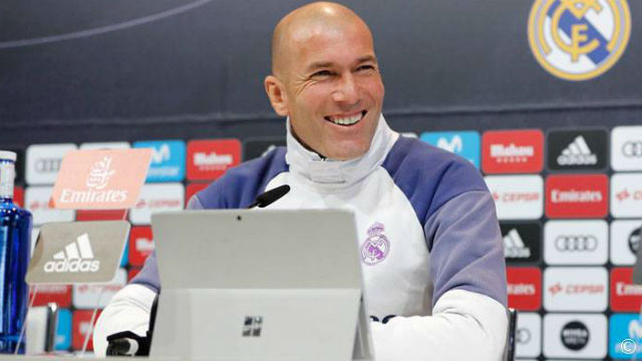 Zidane: "Entiendo las dudas que tiene Isco para renovar"