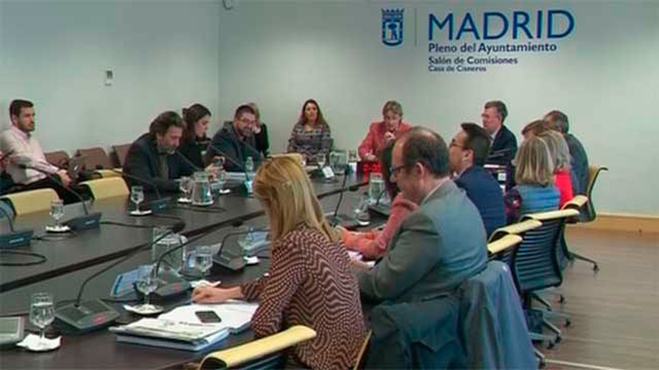 Arranca la comisión de investigación por la venta de 1.860 viviendas  públicas