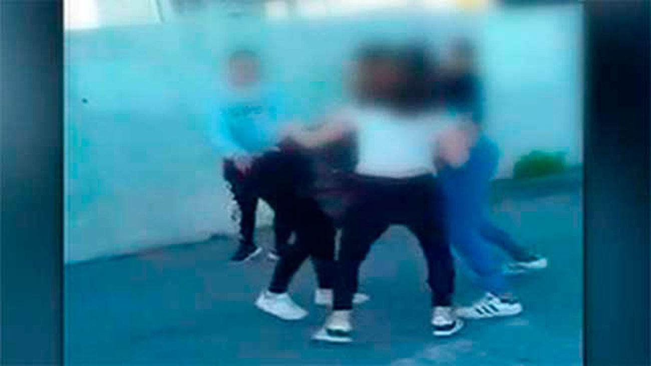 Colmenar Viejo: Investigan un vídeo de redes sociales con una pelea de adolescentes