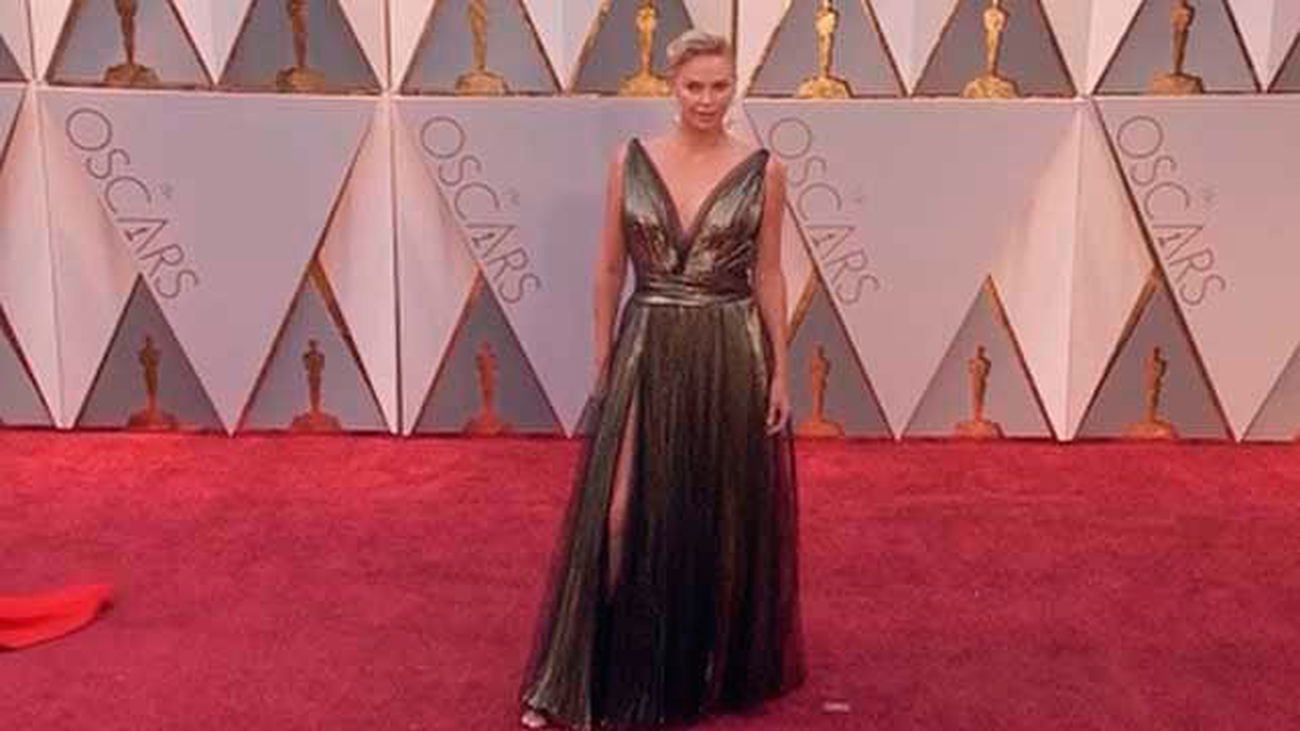 La alfombra roja de los Oscar, pasarela internacional de diseñadores