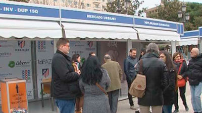 Un mercado solidario en Madrid recauda fondos para la investigación de una enfermedad rara