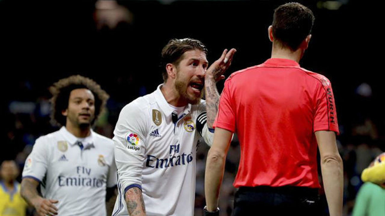 Ramos: "No hablamos de los árbitros ni ponemos tuits"