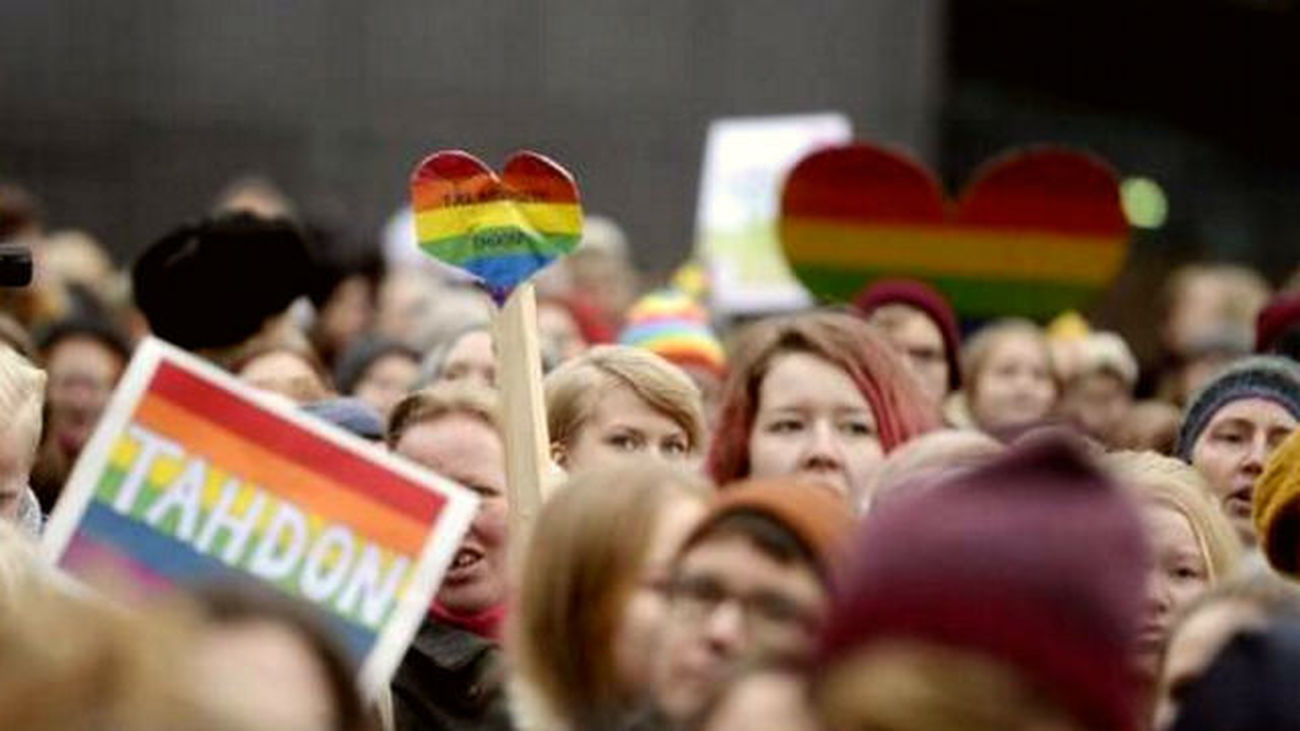 Finlandia, último país nórdico en legalizar el matrimonio homosexual