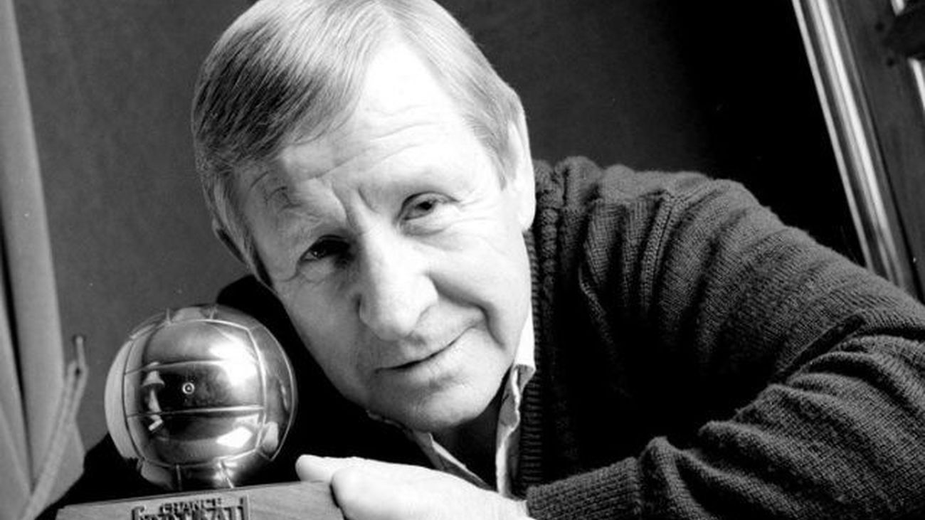 Muere Kopa, leyenda del fútbol francés y del Real Madrid