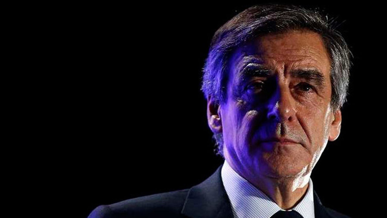 Fillon, imputado por malversación de fondos públicos