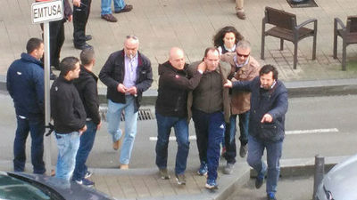 Detenido el atracador de un banco en Gijón y liberados los cinco rehenes