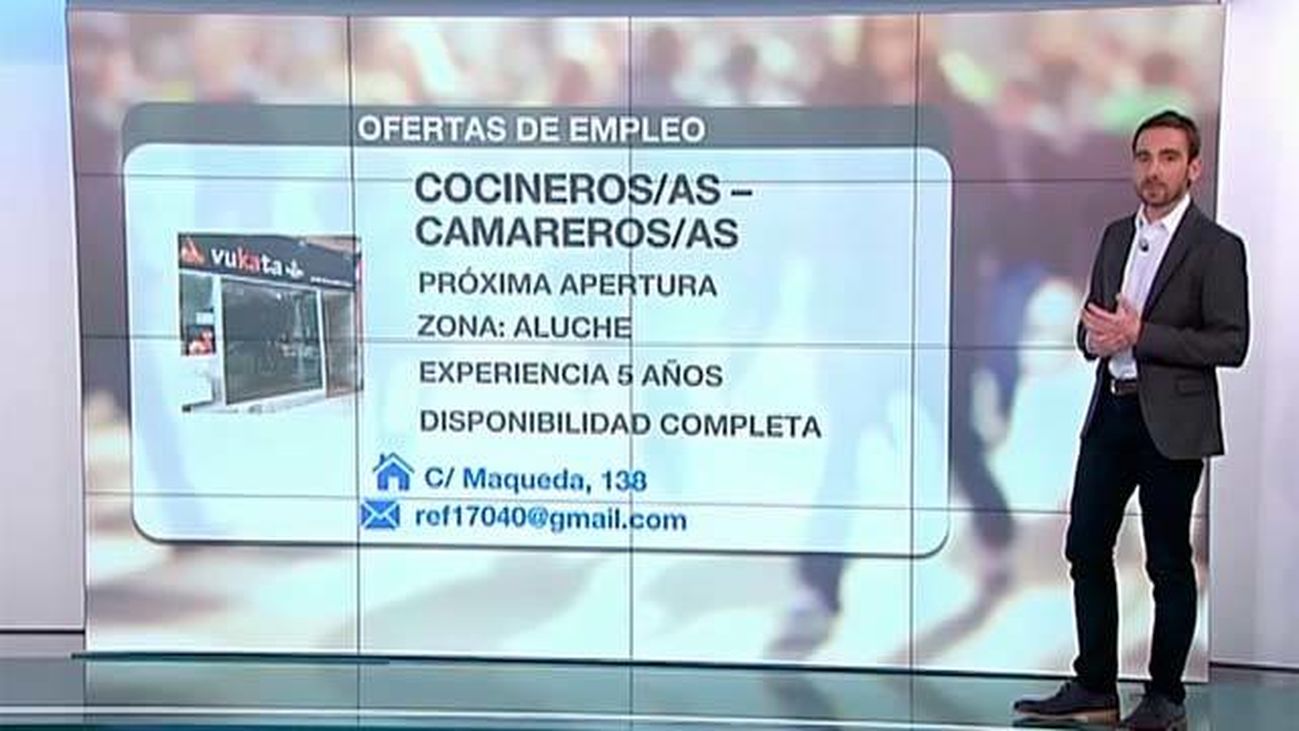 Cocineros y camareros para un restaurante en Aluche