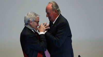 Francisco Luzón recibe la Gran Cruz  de la Orden Civil de Alfonso X el Sabio