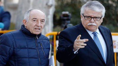 Fernández Ordoñez dice que desconocía los correos contrarios a la salida de Bankia a Bolsa