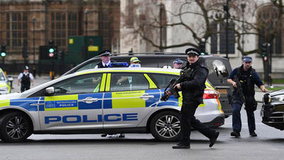 Cuatro muertos y al menos 20 heridos en un ataque terrorista frente al Parlamento británico