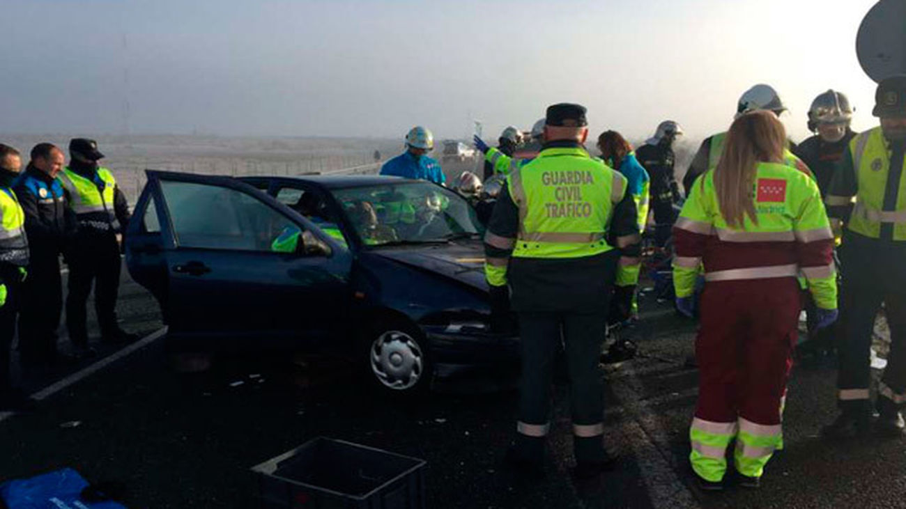 Un herido grave y otro leve en un choque frontal entre coches en Griñón