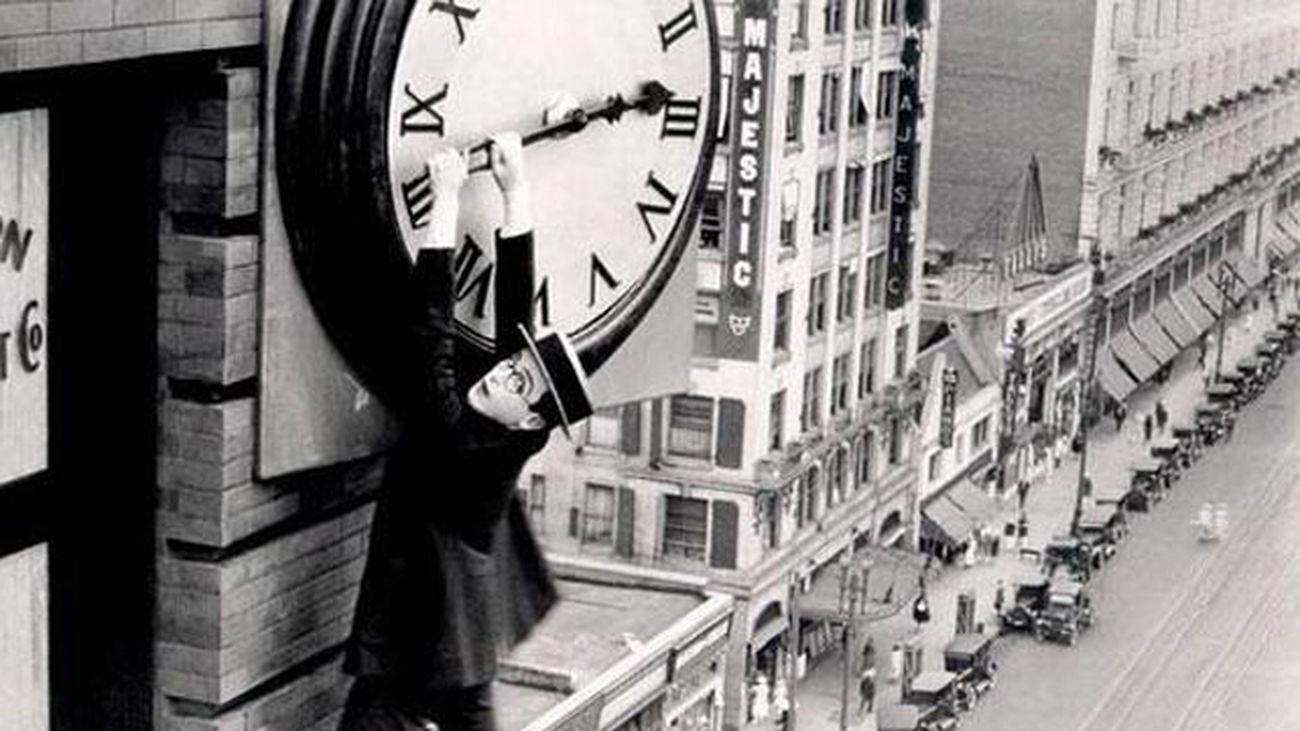 Los relojes se adelantarán una hora esta madrugada