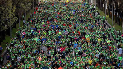 Cerca de 10.000 personas participan en la IV Carrera contra el Cáncer 2017